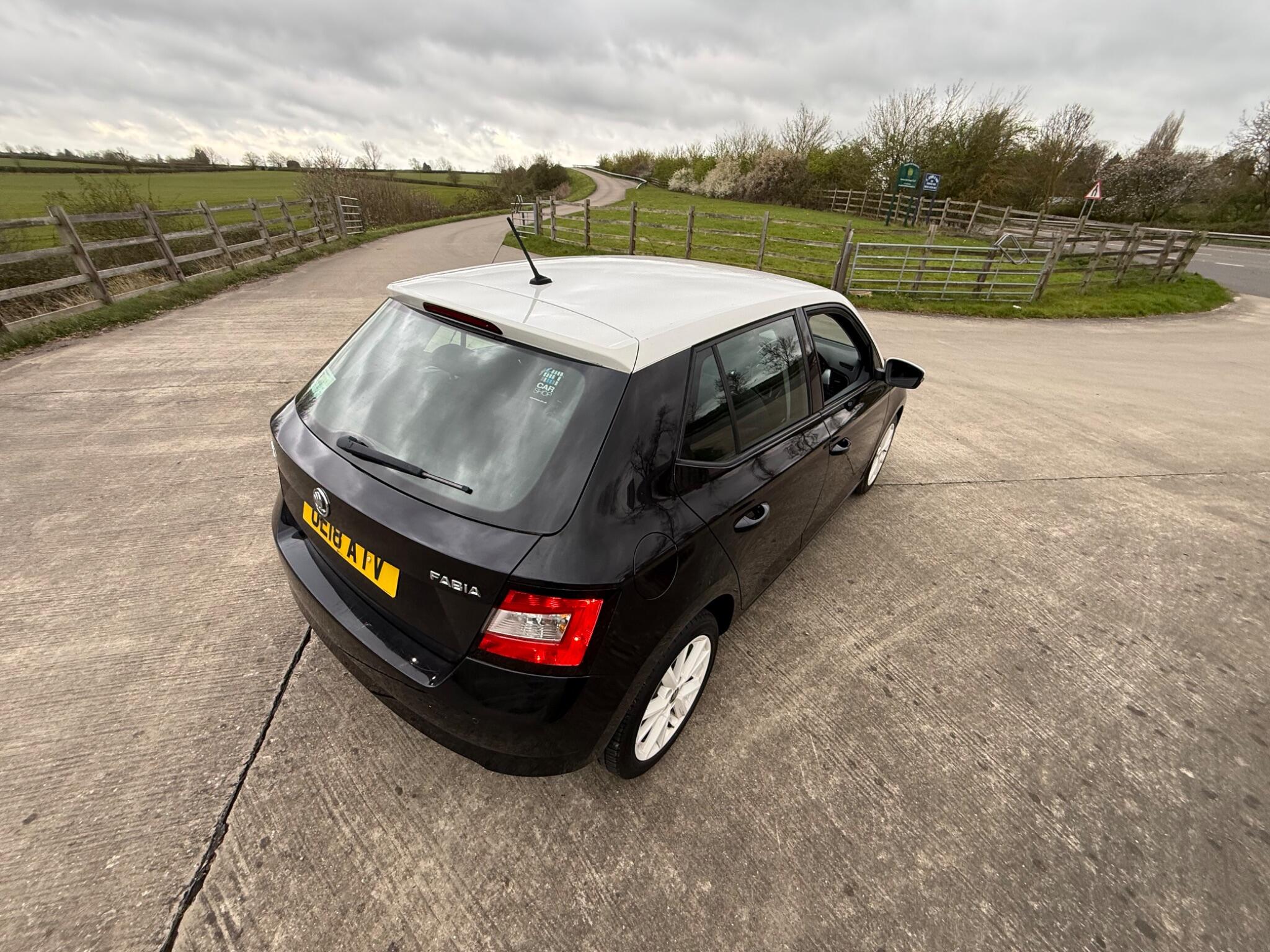 Skoda Fabia 1.0 TSI Colour Edition Euro 6 (s/s) 5dr — photo 70 of 90